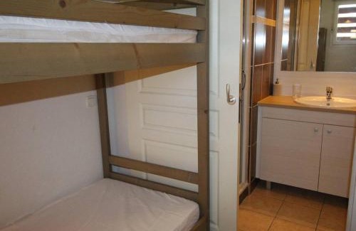 Saint-Mamet Appartement | T3 Sud avec balcon, piscine, parking, animaux ok et wifi - FR-1-313-236