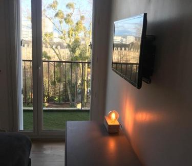 Bourg-l'Eveque Appartement | T4 refait à neuf Rennes, 3 ch. parking, 2 balcons.