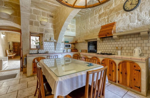 Birbuba Maison | Ta'Leli Pool Farmhouse in Gozo, L-Gharb Gozo, Malta