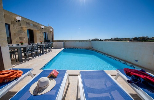 Kercem Maison | Ta' Mari is an eco-friendly duplex with private pool. Views 360 degree.