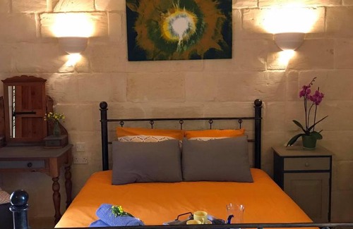 Zebbug Lit Et Petit-Déjeuner | Ta Marie Merhba