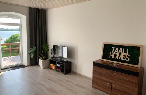 Kuremaa Appartement | TaaliHomes Kuremaa ridaelamu järve kaldal - saun hinnas