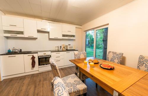 Polva County Chalet De Ski | TaaliHomes Vanaküla Puhkemaja - Saun ja kümblustünn hinnas