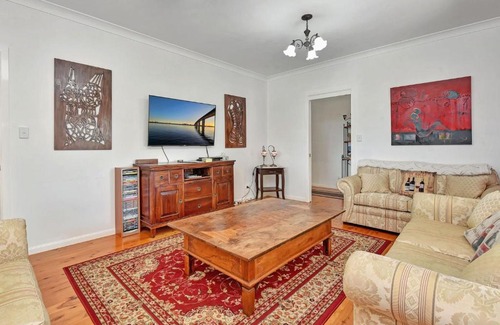 Bellbird Maison | Tabitha Hill Estate close to wineries and nature