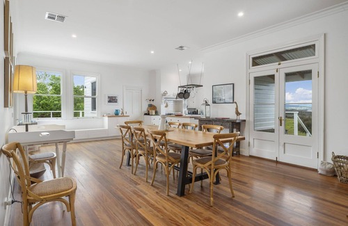 Tolmie Maison | Tabletop Farm: 4 BR, 2 BA House in Tolmie, Sleeps 11