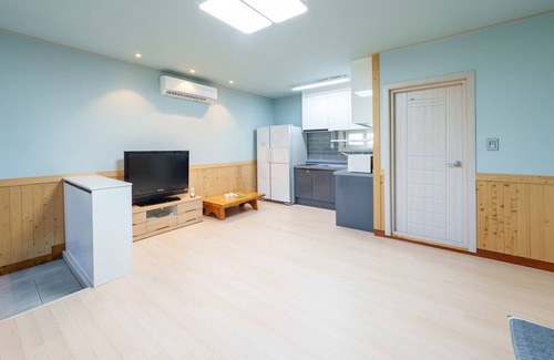 Olmegi Maison | Taean Jiyu Ne Pension