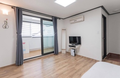 Mongdae Maison | Taean Mongsan 142 Pension