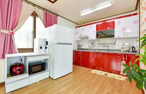 Nam Maison | Taean Mongsanpo Solmorae Pension