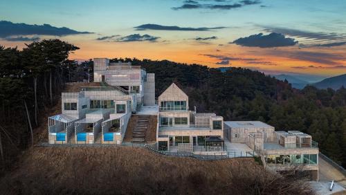 Taean Maison | Taean Oaten Pool Villa