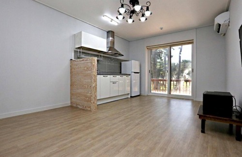 Pan-mal Maison | Taean Solbatgil Pension