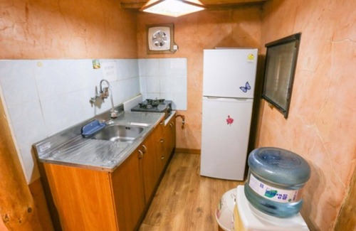 Taean Maison | Taean Yetjip Hwangtobang Pension