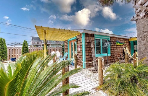 North Carolina Coast Maison | Tahiti at Island Breeze of CB Unique stay Design