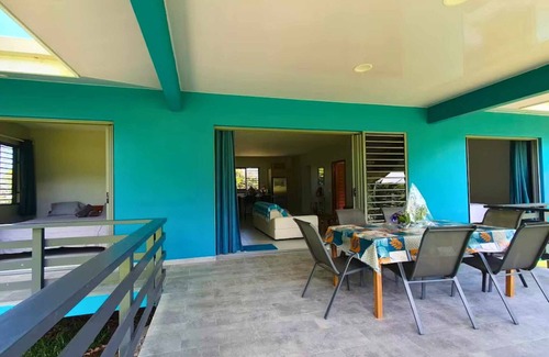 Taiarapu-Ouest Chalet De Ski | TAHITI ITI - Fare Vaiavaro Teahupoo