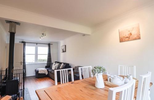 Kyleakin Maison | Taigh Tearlach