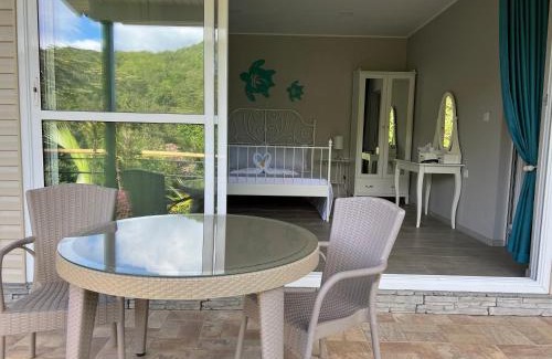 Mahe Island Maison | Takamakasky Villas