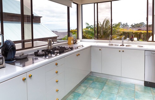 Takapuna Maison | Takapuna with own beach access