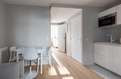 Parc-de-Montsouris Appartement | Take It Easy in This Stylish Architect Flat