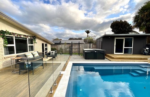 Tauranga Maison | Take The Pressure Down