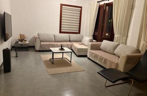 Handessa Maison | Taku Home Stay