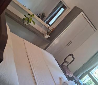 Handessa Maison | Taku Home Stay