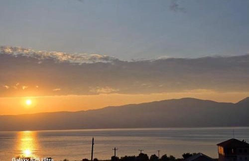 Udenisht Villa | Taku Villa Wonderful view of Lake Ohrid