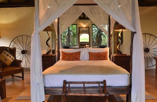 Eston Cabine | Tala Game Reserve