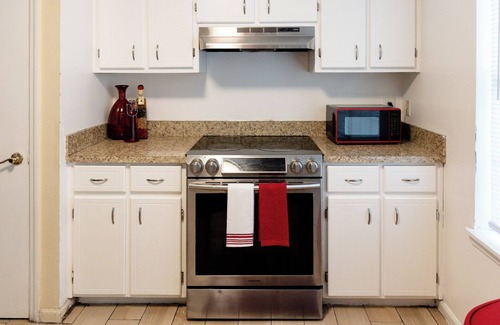 Tallahassee Maison | Tallahassee Gem: Cozy, Cute & Convenient