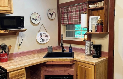 Hilham Cabine | Les chalets de Talley et le petit déjeuner par le lac Dale Hollow. Là où vous voulez être!