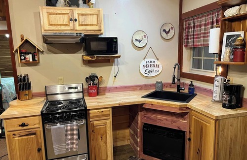 Hilham Cabine | Les chalets de Talley et le petit déjeuner par le lac Dale Hollow. Là où vous voulez être!