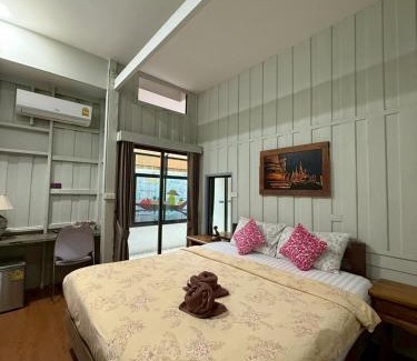 Ayutthaya Maison | tamarind guesthouse