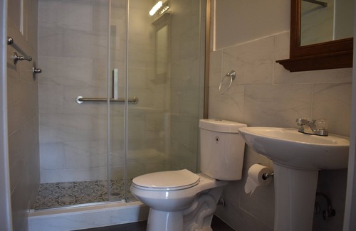 Tannersville Hôtel | Tannersville Village on Saw Mill Creek Room #1- 1 Queen