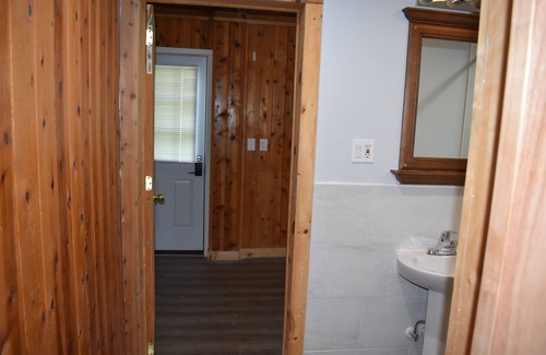 Tannersville Hôtel | Tannersville Village on SawMill Creek Room #8- 2 Queen Bd