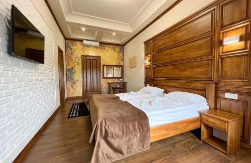 Kamenets-Podol'skiy Hôtel | Taras Bulba