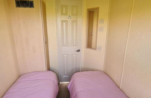 Millom Maison | Tarn Bay Retreat- Sea- Fells- Beach- Views-Farm