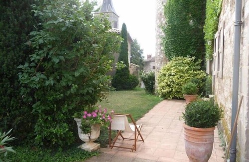 Aiguelèze Maison | TARN ,PRES DE CORDES SUR CIEL LA PETITE MAISON DU CHATEAU DE CAMPAGNAC