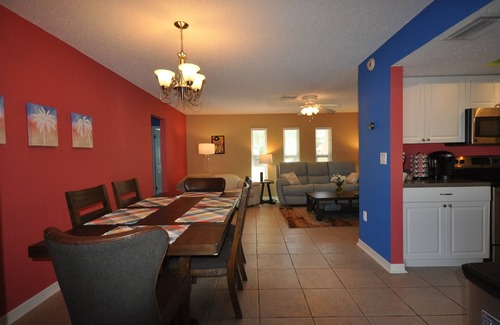 Lake Shore Estates Maison | LA MAISON CANAL CANAL AVEC LE STYLE WEST WEST