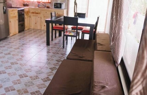 Quepos Maison | Studio Lit King-Size dans la Jungle - Jacuzzi, balcon avec vue magnifique, piscine, toboggan aquatique