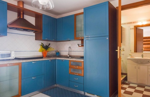 Sant'Agata di Militello Appartement | Tasteful top floor apartment with great roof terrace with beautiful sea view.