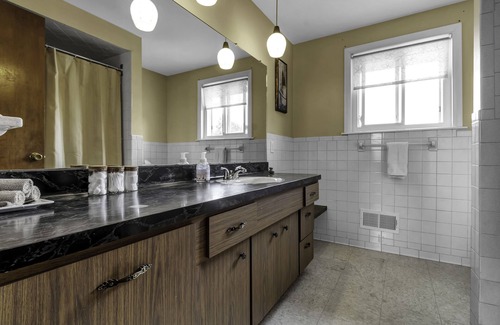Tonawanda Appartement | Tasteful loft, work-friendly