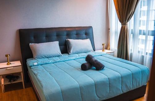 Masai Appartement | Tasteful Marina View 3BR Permas w Balcony Seaview Permas by Our Stay