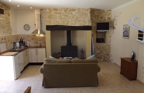 Cenac-et-Saint-Julien Cottage | Tastefully renovated, beautiful views, close to many sights and amenities.