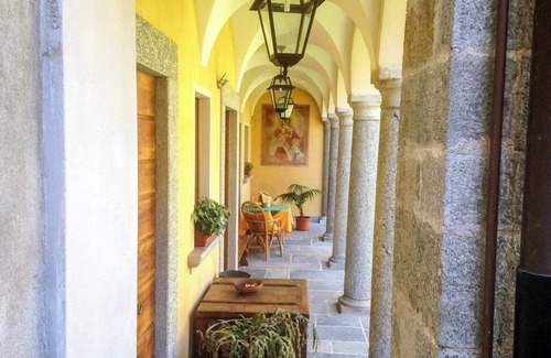 Cannobio Appartement | Appartement 1 chambre meublée avec goût avec terrasse et jardin privé