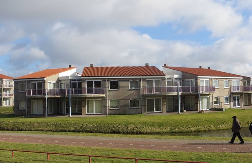 Julianadorp aan zee Appartement | Appartement meublé avec goût avec un grand balcon, à 350 mètres de la plage