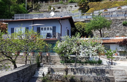 Cannobio Appartement | Appartement 3 ½ chambre meubl�����e avec goût avec acc��s privé au lac