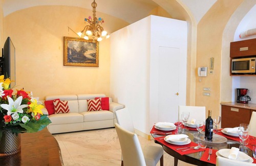 Verbania Appartement | Appartement de 3 pièces meublé avec goût dans une villa bien entretenue avec accès privé au lac