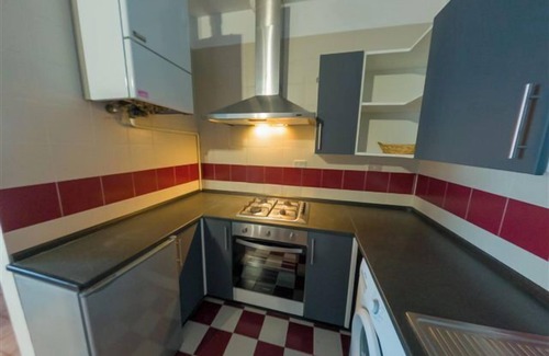 Susello Appartement | Tastefully furnished 3½-room duplex apartment with two balconies in a residence with pool
