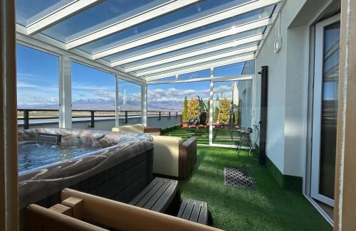 Poprad Appartement | Tatra billetee apartmán s luxusným výhľadom na VysokéTatry a súkromným wellness