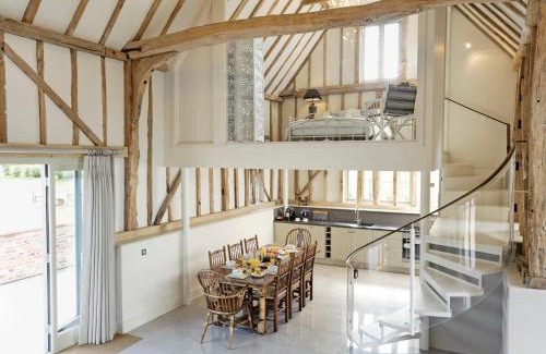 Pattiswick Maison | Tatters Barn