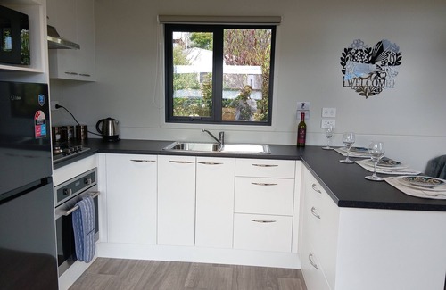 Hilltop Maison | Taupo luxury Tiny House & Spa