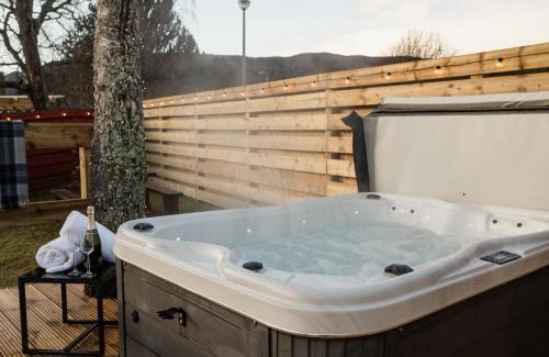 Aviemore Chalet De Ski | Tawny Lodge Aviemore at Caledonian Escapes